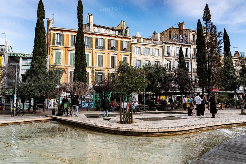 Water basin, Cour Julien, entertainment district, bars, Marseille, France