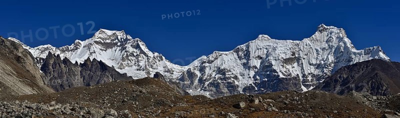 Panorama of Mount Everest and Lhotse, two of the highest mountains in the world, of Himalayas in Nepal