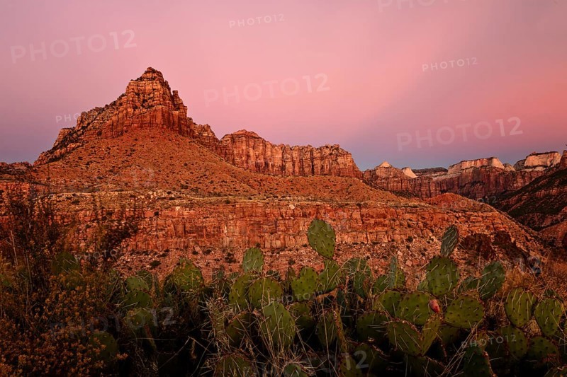 Is an American national park located in southwestern Utah near the town of Springdale.The canyon walls are reddish and tan-colored Navajo Sandstone eroded by the North Fork of the Virgin River
