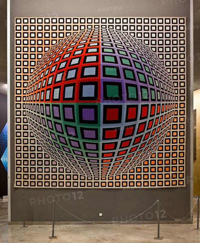 Aix en Provence, Vasarely MuseumBuilt 1973-76. spatial illusionistic textile op-art wall installation around 1975 Object no. 126 6 m wide 6 m high
