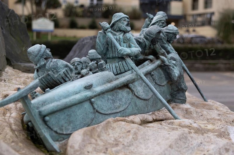 Kingsbridge, Devon, UK, January 17. RNLB Rescue sculpture by Jim Martins Commemorating the Salcombe Lifeboat launch in 1869 in Kingsbridge, Devon on January 17, 2024