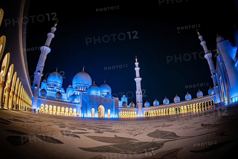 Shakezy Cayd Grand Mosque United Arab Emirates. Shooting Location: Abdabi