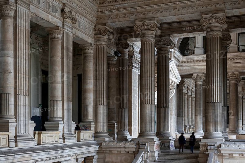 Brussels, Bruxelles, Palais de Justice de Bruxelles, Palace of Justice, Justitiepaleis, built 1866-1883 by Joseph Polaert, central staircase