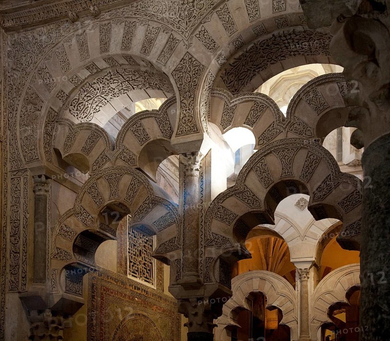 Mezquita-Catedral de Córdoba, interior, Maskura support system of the central dome, section with interlaced polygonal arches, St., Saint, Saint