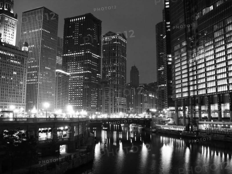 Skyscrapers in Downtown Chicago, Madison Avenue and Chicago River