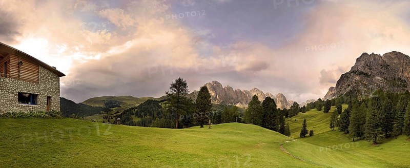 View from the Juachuette on the Geislergebirge, Val Gardena, South Tyrol View from the Juachuette on the Geislergebirge, Val Gardena, South Tyrol