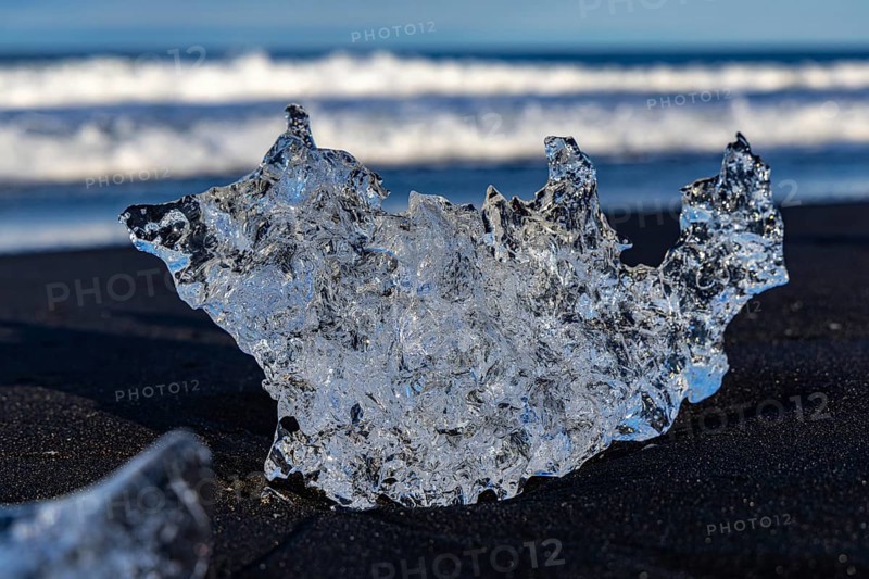 Evening at Diamond beach, Jökulsarln, south coast, Iceland