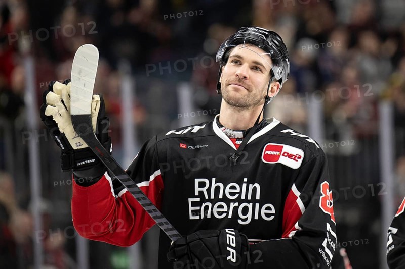 Cologne, LanxessArena, North Rhine-Westphalia, Alexandre Grenier (Cologne Sharks, #82), PENNY DEL, Cologne Sharks- Eisbären Berlin on 07/01/2025 at the LanxessArena in Cologne Germany