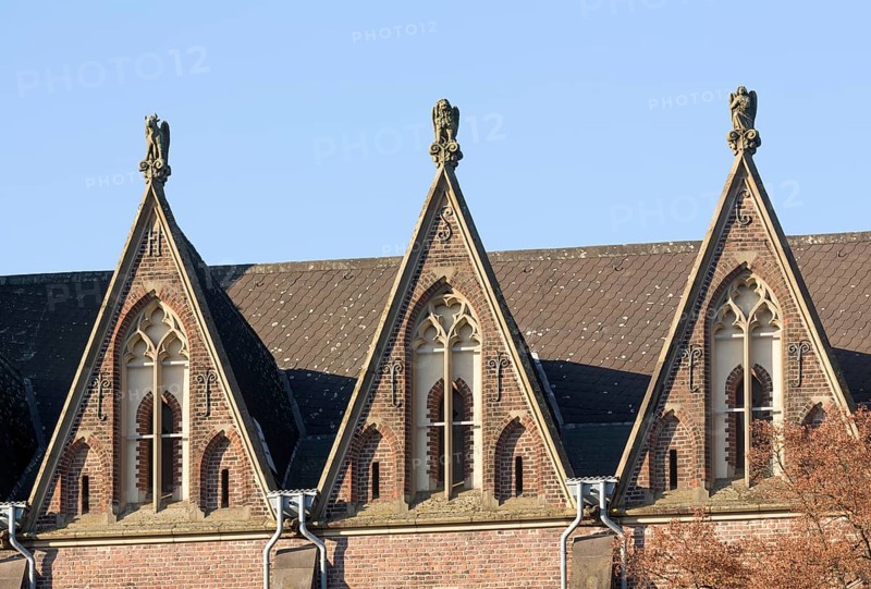 Krefeld-Hüls, St. Cyriakus Catholic Parish Church