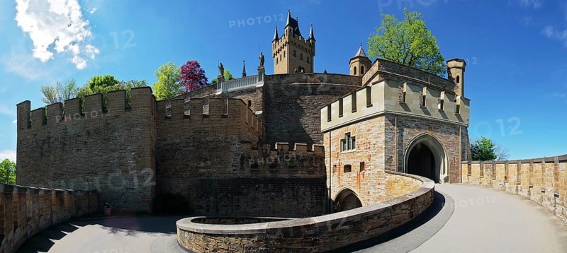 The driveway to Hohenzollern Castle, which allowed for easy defence and is unique. Several gate towers and tunnels as well as drawbridges with moats make the approach seem impregnable. The path spirals upwards in long curves