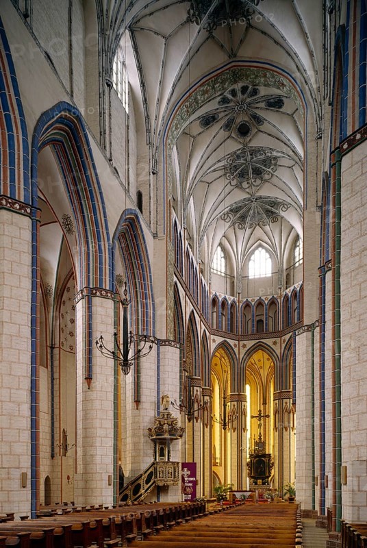 View to the east, St., Sankt, Saint
