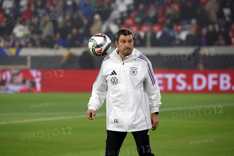 German goalkeeping coach Andreas Kronenberg (Team Germany) at the warm-up for the UEFA Nations League match: Germany v Bosnia-Herzegovina, Freiburg, Germany / Germany