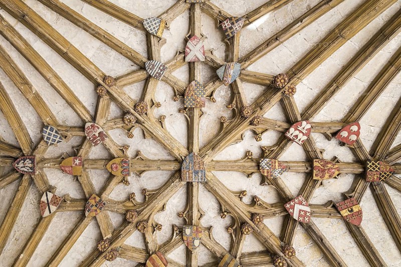 Ancient wooden structure at the ceiling of the galleries of Canterbury cathedral in Cantebury, England, UK, Canterbury, Verenigd Koninkrijk