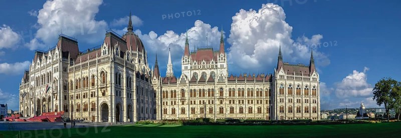 Budapest, Hungary 18.08.2021. Parliament building on the embankment of Budapest, Hungary, on a sunny summer morning, Budapest, Hungary
