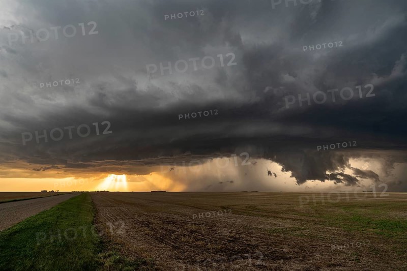 Prairie Storm Canada Summer time clouds warning