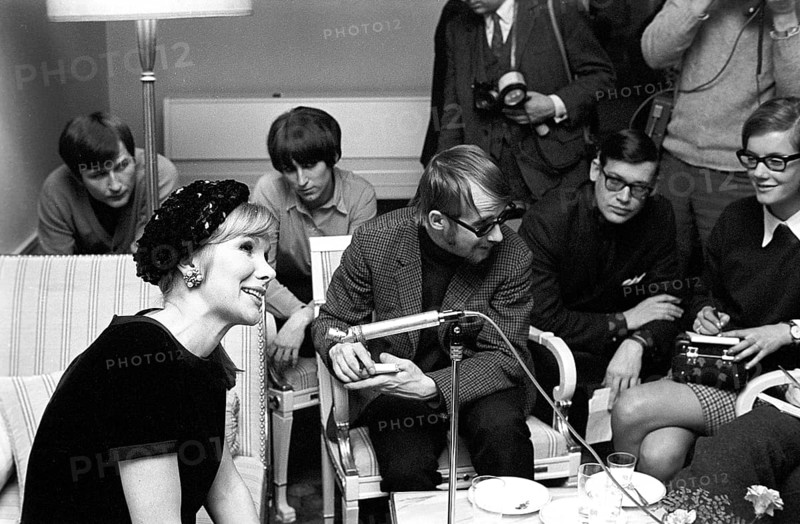 Susan Hampshire. CBE. English actress born 12 may 1937. Pictured here while in Sweden 1968 in connection with the BBC tv-series The Forsyte Saga in which she starred in the role of Fleur. The series was originally shown in 26 episodes on saturday evenings with start 7 january 1967. Sweden 1968. Conard ref 5544