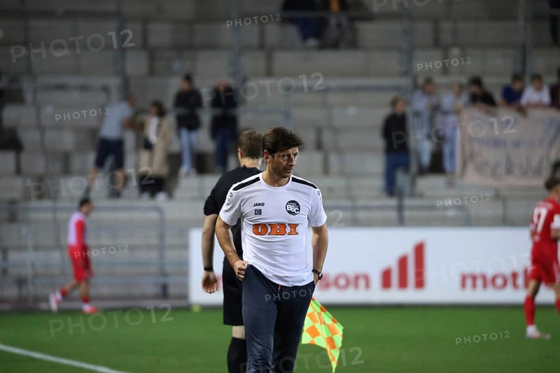 Coach Dennis Bührer (Bahlinger SC) on the touchline at the match of the Soccer-RL SW 24-25: 9. Sptg: SC Freiburg II vs Bahlinger SC, Freiburg im Breisgau, Germany / Germany