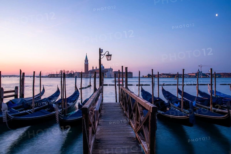 Dawn, Venetian gondolas with the church of San Giorgio Maggiore in the background, Venice, UNESCO World Heritage Site, Veneto, Italy