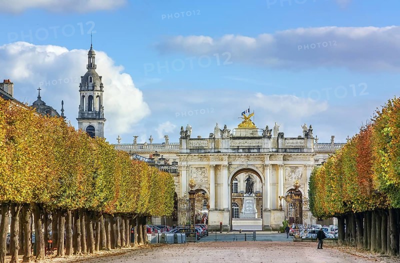 View of alley and Arch Here in Nancy, France