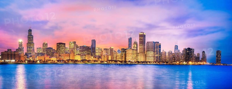 Panoramic view of Chicago skyline at dusk. Chicago, Illinois. USA