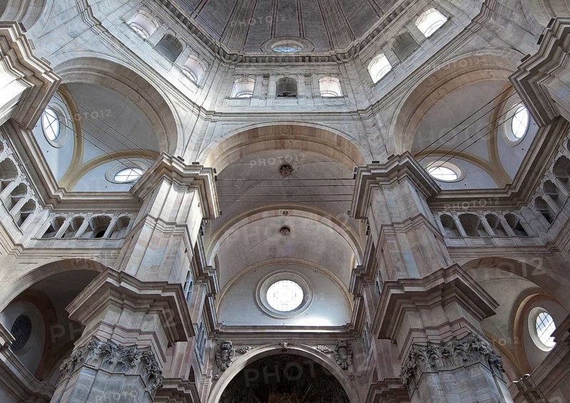 Italy Pavia 89725a Cathedral Start of construction 1488 Main construction period 16 - 18 c. Not completed until 1936 Dome tambour around 1750 Dome vaulting 1885 Central room View from west