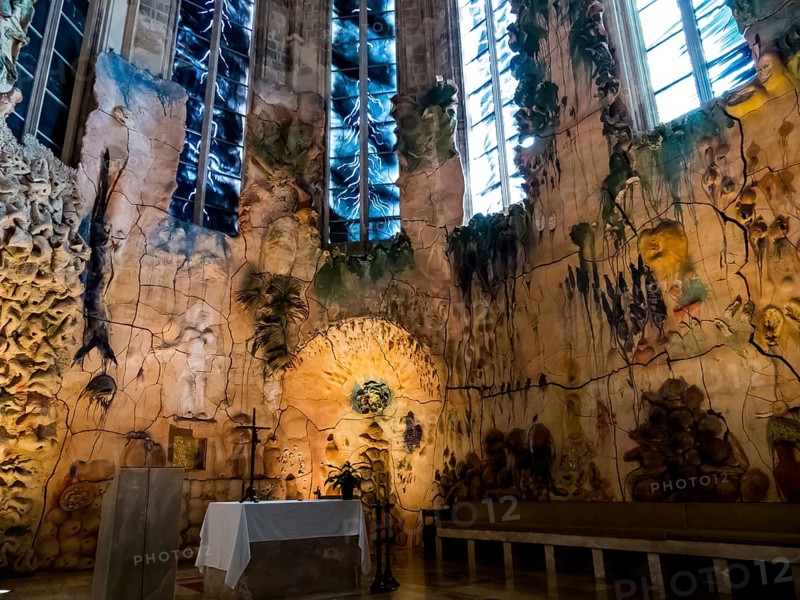 Spain, Majorca, Palma. La Seu Cathedral as a tourist attraction in the city centre. Austria