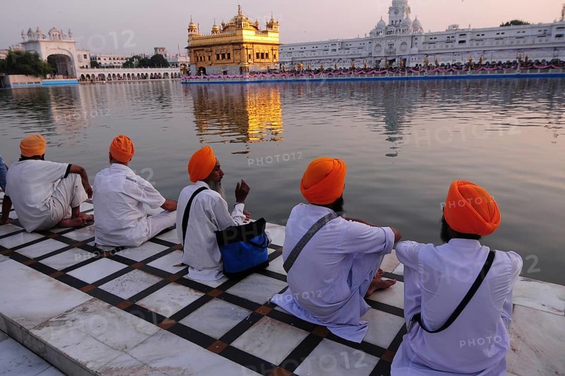Golden temple, amritsar, punjab, india, asia
