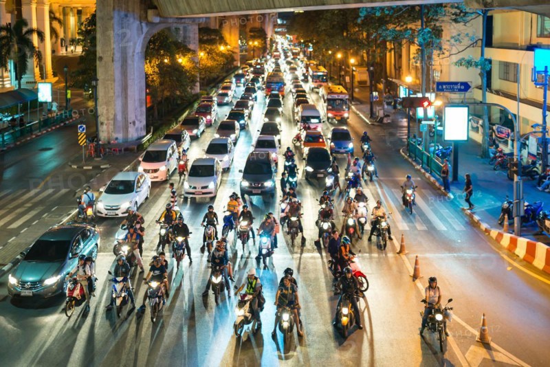Rush-hour at the Ratchaprasong intersection in the Bangkok district Pathum Wan. Also a shopping district is named after the junction. The area is home of many shopping malls, high-rises and hotels