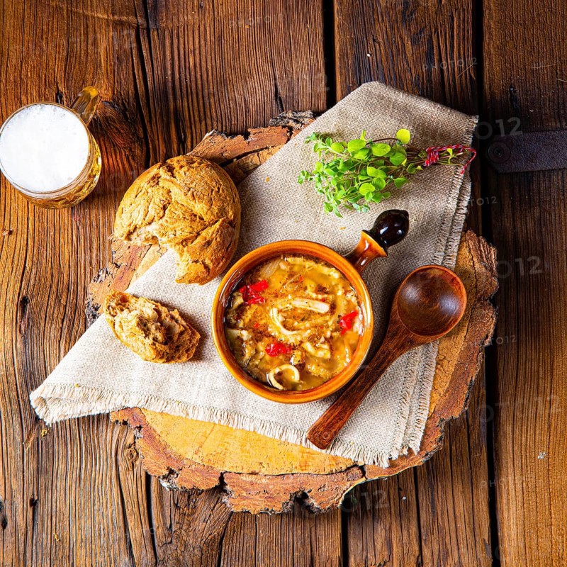 Savoury tripe soup with red pepper