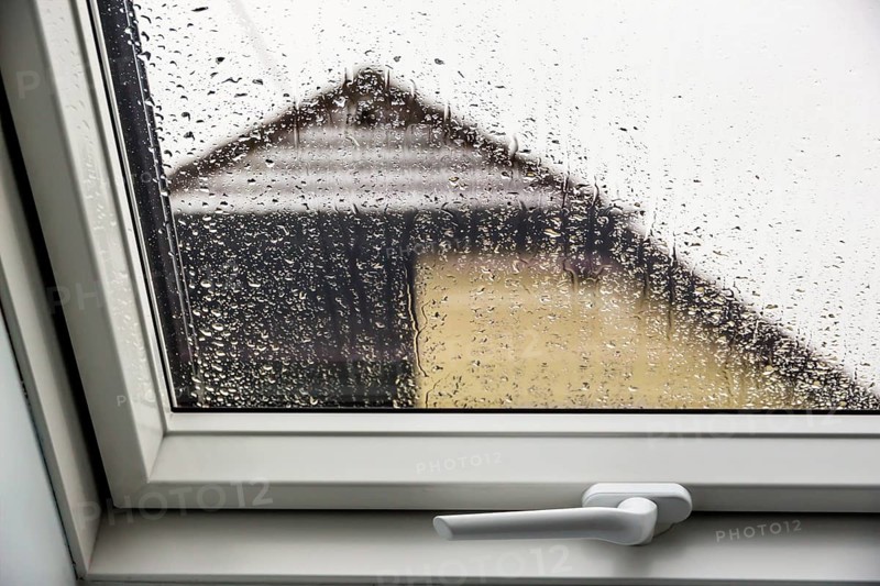 Rain on skylight, symbol for daylight, sound insulation, thermal insulation, modernisation Austria
