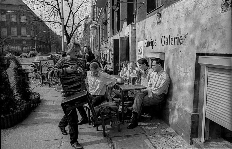 Germany, Berlin, 17.05.1992, pub, Galerie Assel, Oranienburger Straße