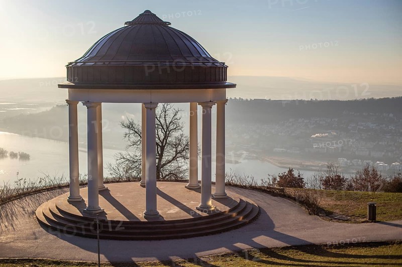 Beautiful temple in a landscape shot. Sunrise on a winter morning. Beautiful view along the Rhine at the Niederwaldtempel, Niederwalddenkmal, Hesse, Germany