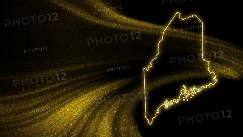 Map of Maine, Gold glitter map on dark background