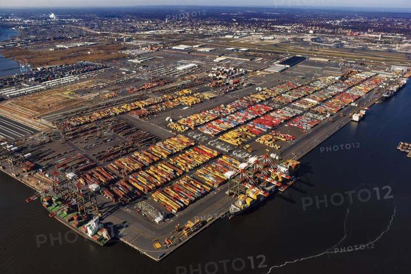 Container Shipping Yard, Port of Elizabeth, Aerial image, Newark, New Jersey, USA