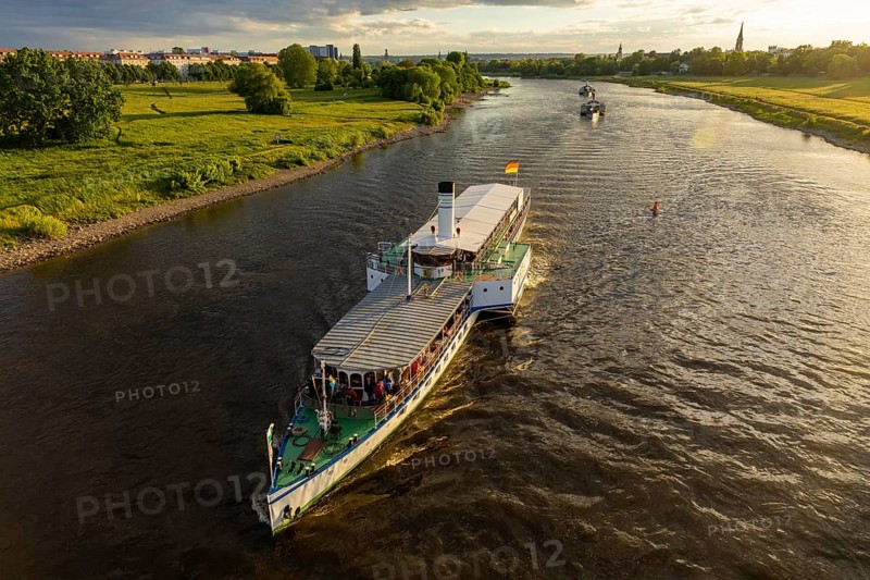 Riverboat shuffle at the Dixiland Festival with the steamboats of the Saxon Steamship Company on the Elbe. Paddle steamer Leipzig, Dresden, Saxony, Germany