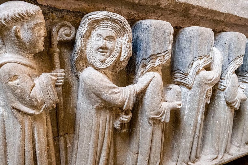 Nun smiling, Sepulcher of Urraca Díaz de Haro, chapter house, 12th century, Monastery of Santa María de San Salvador de Cañas, Cañas, La Rioja, Spain