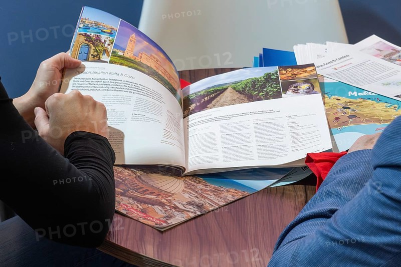Symbol photo travel brochure Malta Gozo