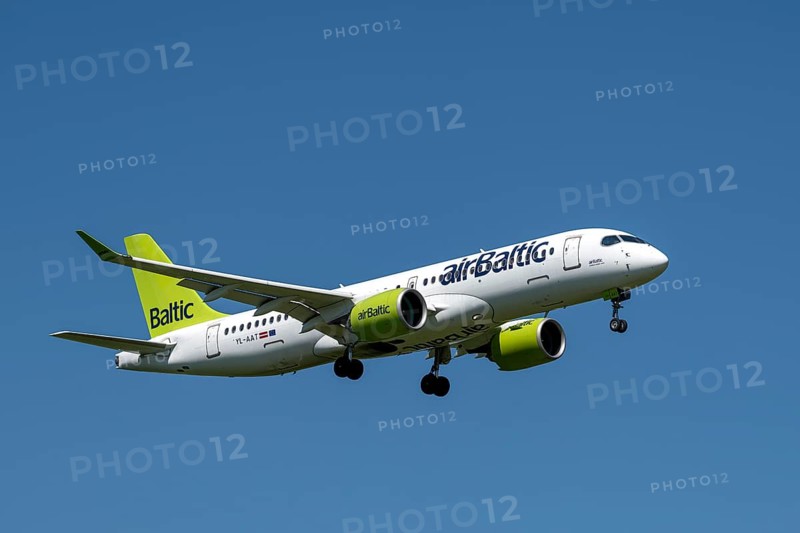 Aircraft airBaltic, YL-AAT, Airbus A220-300