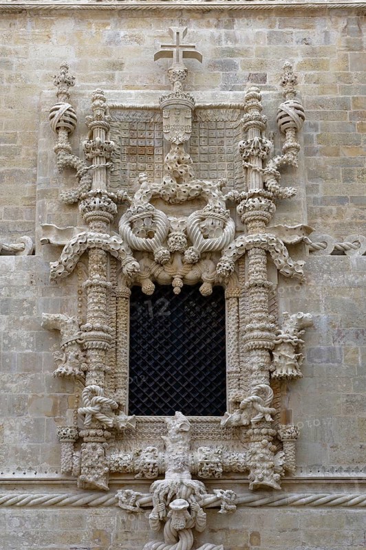 Manueline Window (Janela do Capítulo), Templar Castle (Convento de Cristo), Tomar, Santarém, Portugal
