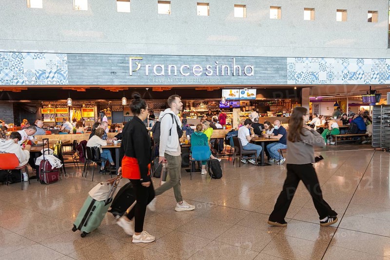 Francesinha cafe restaurant departure lounge area, Aeroporto Francisco Sa Carneiro, Porto airport, Portugal