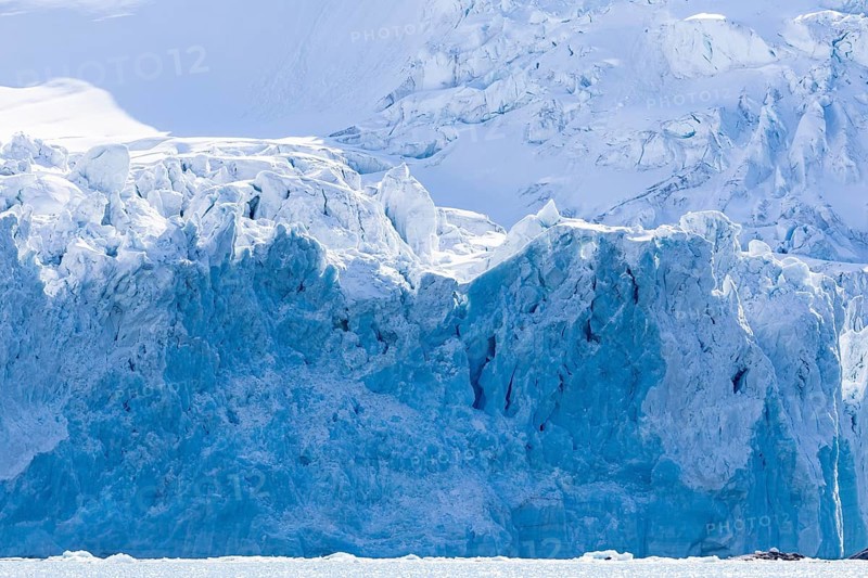 Glacier tongue, ice, break-off edge, sea, Fugelfjorden, Spitsbergen, Svalbard