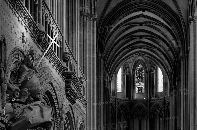 Interior view, angel on pulpit, holding a shining sword, Cathédrale Notre-Dame de Bayeux, black and white, Bayeux, Calvados, France