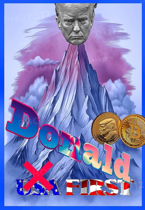Symbolic image, Trump as a mountain top, towers over the USA, Bitcoin king, kleptocracy, price development, Bitcoin questionable due to extreme energy requirements, stock market prices, insecure digital currency, resources, energy, industry, economy critical, stock market hype, stock market crash, payment, insolvency, wrong decisions, maximum profit, profit slump, share prices, Germany as a business location, global economy, globalisation, environmental protection, mafia, Trump government, Bitcoin rally, cryptocurrency, electronic wallet, crypto reserve, stock market trading, gold substitute currency