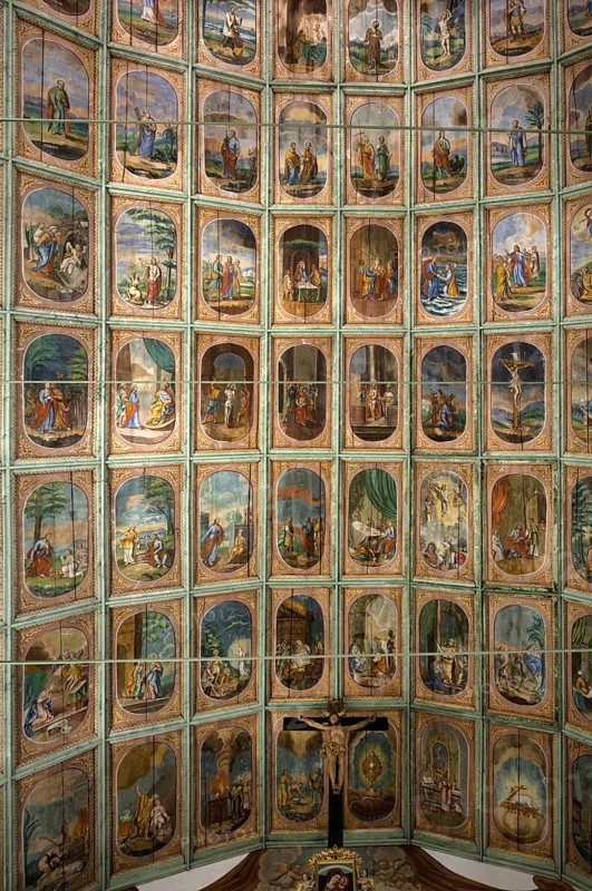 Interior view, church ceiling, wooden ceiling with New Testament scenes, apostles and the secondary patrons, Chapel of the Holy Blood, Willisau, Canton Lucerne, Switzerland