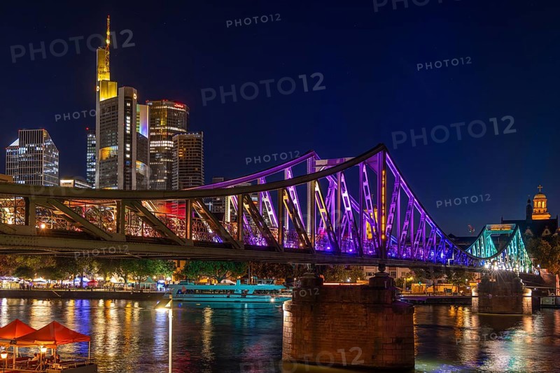 Frankfurt sets an example: The Eiserner Steg will shine in rainbow colours for Christopher Street Day (CSD) . Under the motto Never again silent - Frankfurt is loud, the Main metropolis will be celebrating this year's CSD for the first time from Thursday 17 to Sunday 20 July on the banks of the Main, Eiserner Steg, Frankfurt am Main, Hesse, Germany