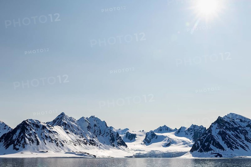 Glacier tongue, ice, mountain range, sea, sunbeams, Smeerenburg, Spitsbergen, Svalbard