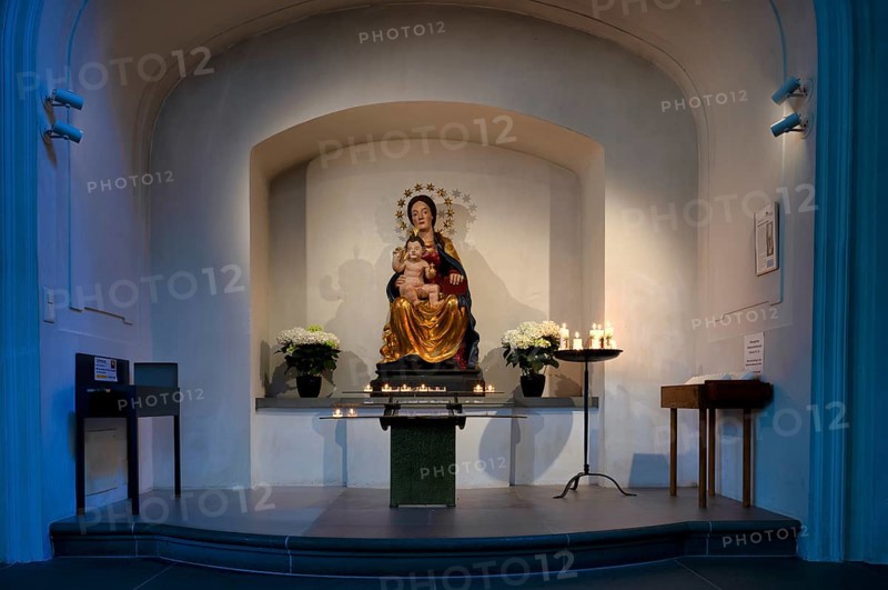 Interior view of the chapel, sacrificial candles, Mary and Jesus, Peter and Paul parish church, pillared hall church, Willisau, Canton Lucerne, Switzerland