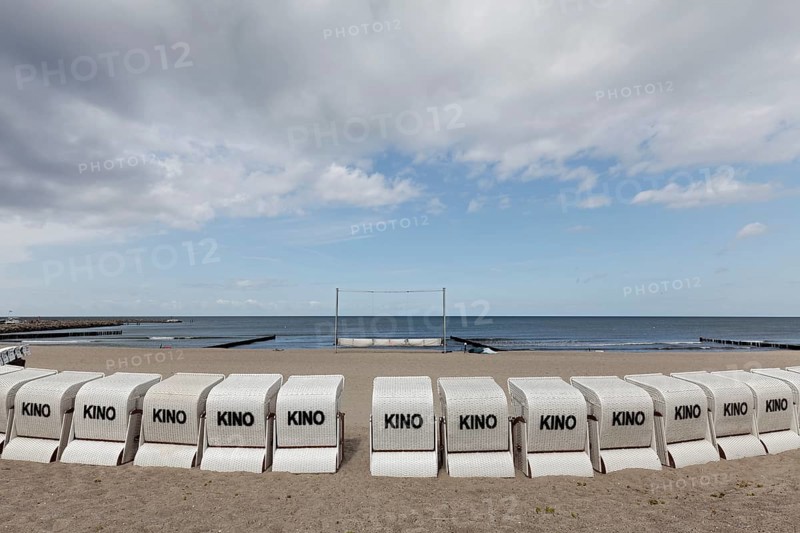 Kühlungsborn beach cinema, lined up beach chairs for cinema-goers, Baltic Sea, Mecklenburg-Western Pomerania, Germany