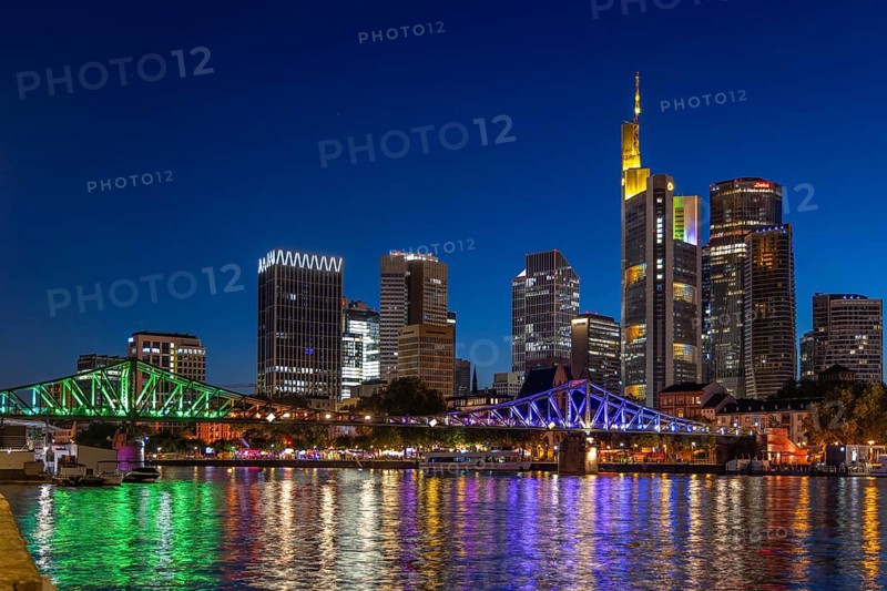 Frankfurt sets an example: The Eiserner Steg will shine in rainbow colours for Christopher Street Day (CSD) . Under the motto Never again silent - Frankfurt is loud, the Main metropolis will be celebrating this year's CSD for the first time from Thursday 17 to Sunday 20 July on the banks of the Main, Eiserner Steg, Frankfurt am Main, Hesse, Germany