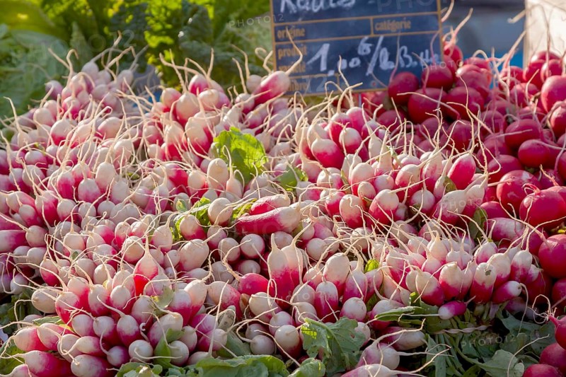 Radish, market stall, market sale, Brittany, France